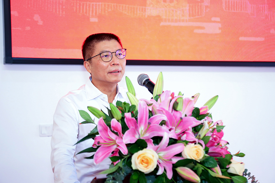 3、展覽的主辦方代表廈門市文旅局黨組成員、二級巡視員 葉細(xì)致為展覽開幕式致辭.JPG